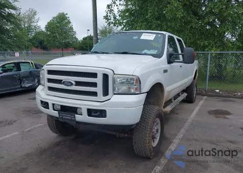 2005 Ford F-250 Lariat/Xl/Xlt из США, поврежденный, VIN 1FTSW21545EA84993